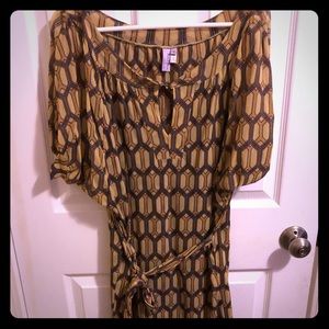 Sweet Pea dress. Cute with leggings!